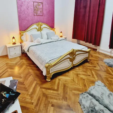 Royal 5* Mansion Near Central Square Cluj-Napoca Exterior photo